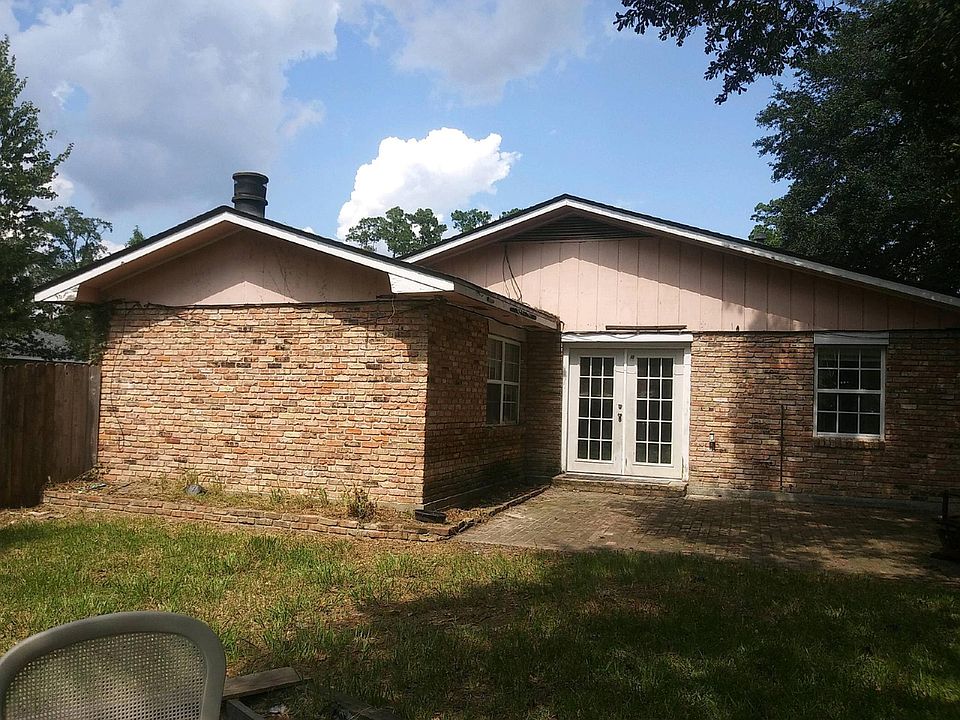 2nd image of 481 Hickory Dr