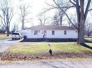 3 W Westway Dr, Decatur, IL 62522