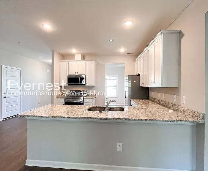 1046 Echo Ridge Rd — Photo 7