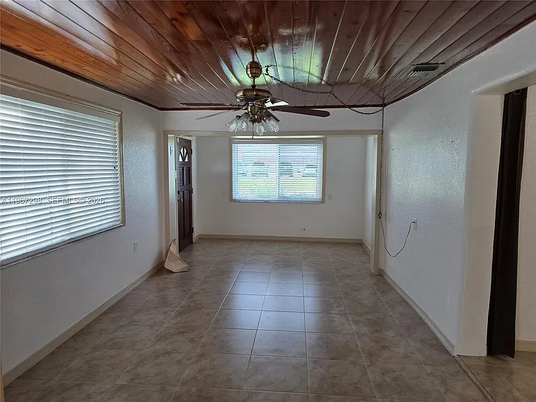 4321 Kirby Loop Rd — Photo 11