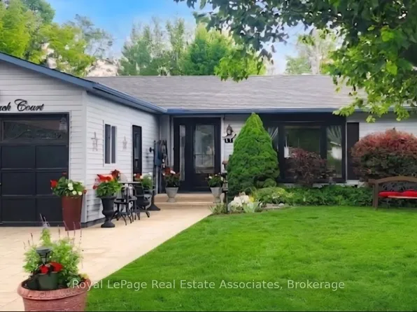11 Tamarack Ct, New Tecumseth, ON L0G 1W0