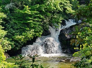 306 Falls Cove Rd, Cullowhee, NC 28723