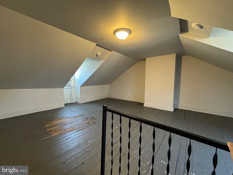 245 Franklin Way — Photo 5