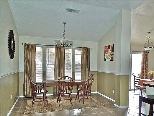 4th image of 2319 Parkwest Dr NW