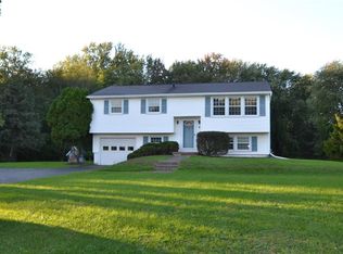 6 Euclid Dr, Macedon, NY 14502