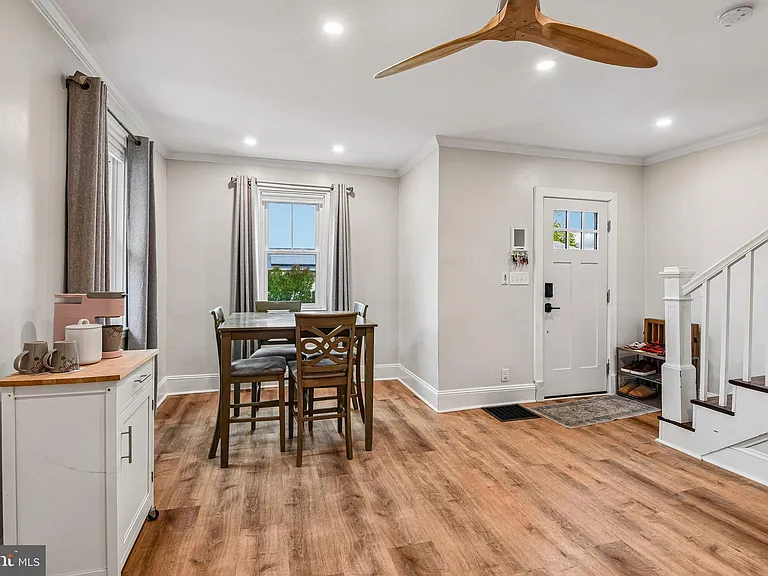 105 Dinsmore Ave — Photo 11