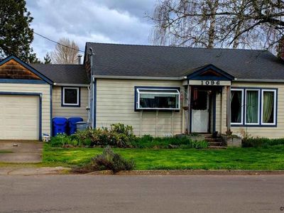 1096 38th Ave NE, Salem, OR, 97301