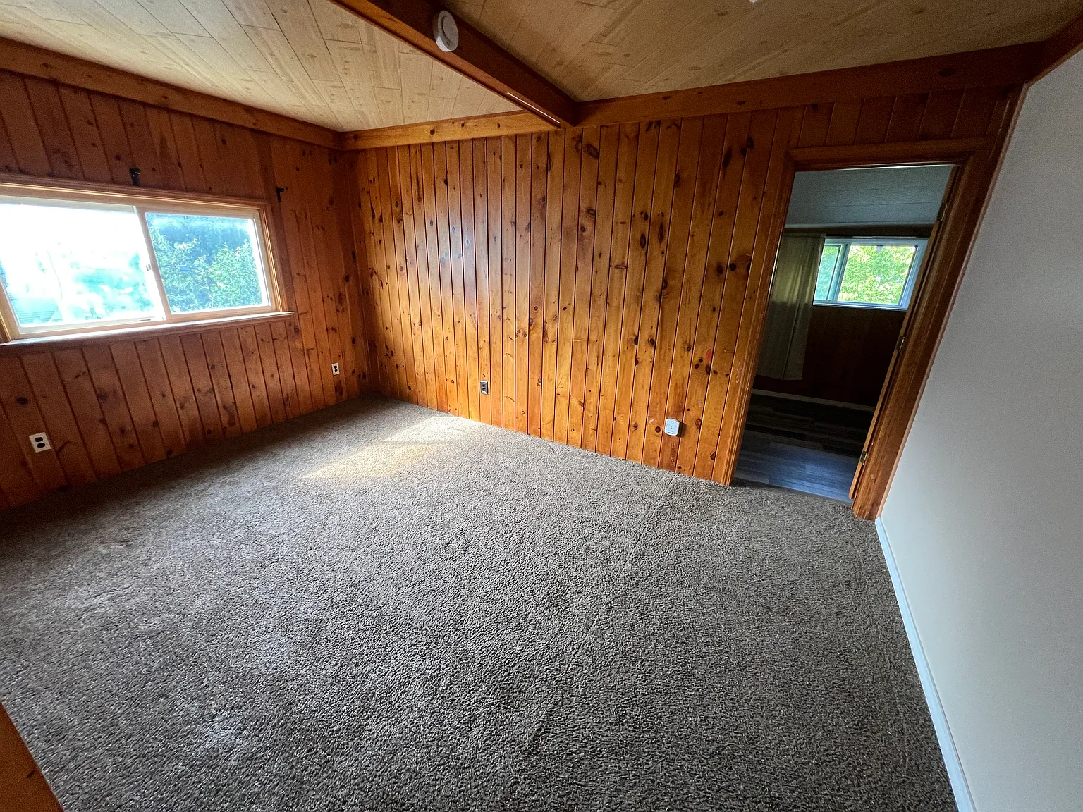 3 bed, 1074 sqft, $1,500 — Photo 4