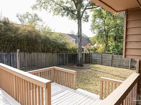 5th image of 2891 Semoran Dr
