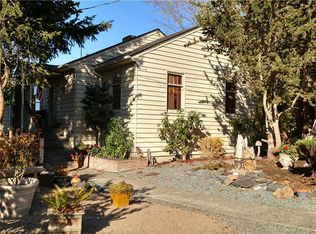 2110 10th St, Anacortes, WA 98221