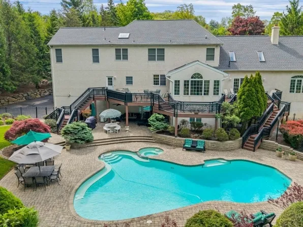15 Skytop Dr, Denville Twp., NJ 07834