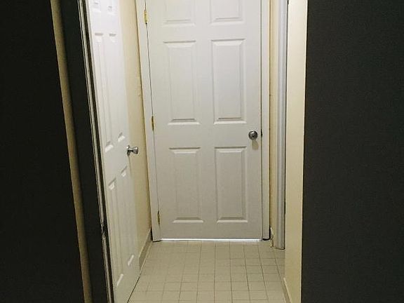 4th image of 234 S Boundary Ave #1