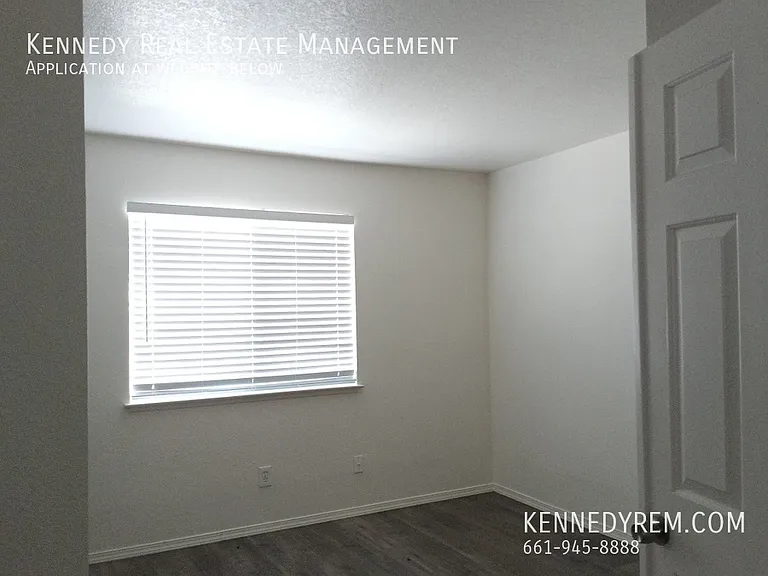 2145 W Avenue P8 — Photo 10