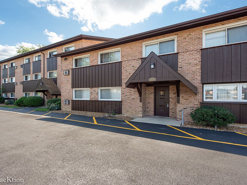 1st image of 2217 Arbor Cir APT 2