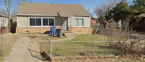 245 E Young Pl Photo 1