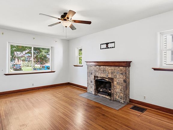 4th image of 6815 Windward St