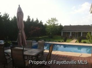 398 Nash Rd, Saint Pauls, NC 28384