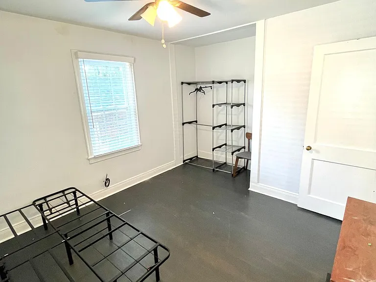 301 Poplar Dr — Photo 21