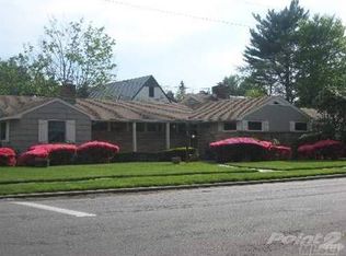 50 Allen Rd, Rockville Centre, NY 11570