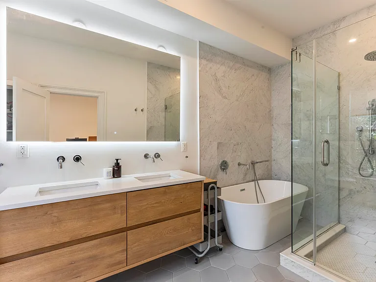 8 Paulmier Pl — Photo 22