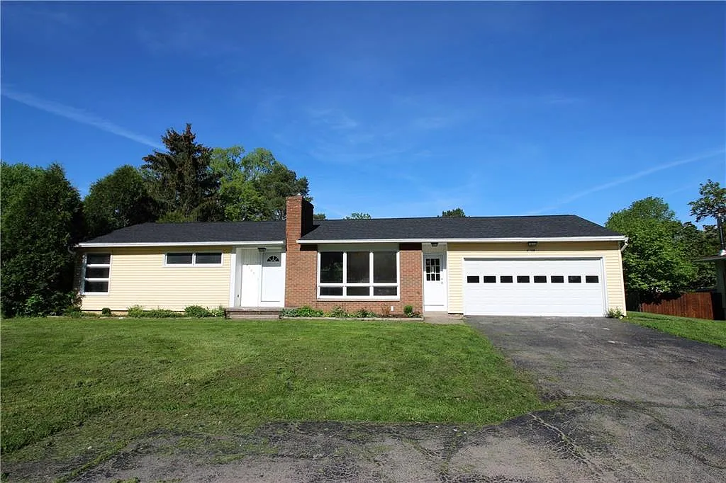 2169 Baird Rd photo 1