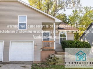 8313 Kaill Rd, Pleasant Valley, MO 64068