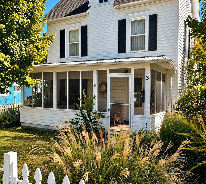 1st image of 3 Lee St