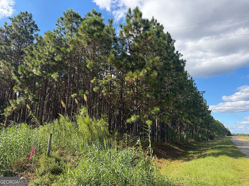1st image of 1 Sandy Bottom Rd