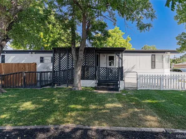 9007 Elm Court, Denver, CO 80260