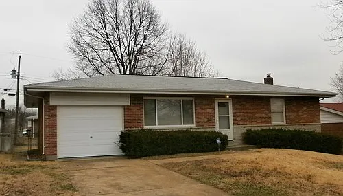 305 Southwark Ln photo 1