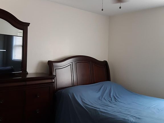5th image of 2544 Stratford Dr