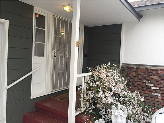 3rd image of 10134 Gard Ave