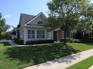 1101 Village Ln, Roswell, GA 30075