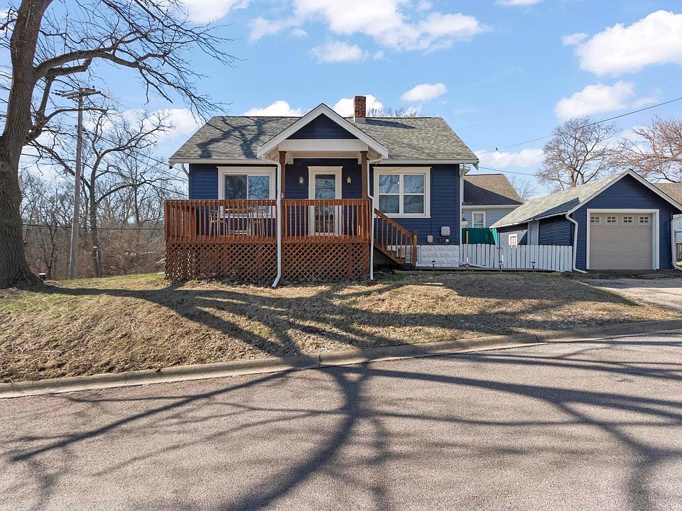 1st image of 400 Pekin Ave