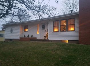 111 Coventry Rd, Marietta, OH 45750