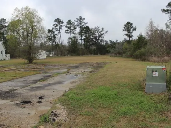 Riverscape Dr, Springfield, LA 70462