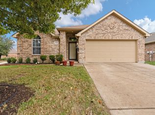 1044 Morgan Dr, Burleson, TX 76028