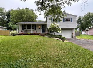 6 Apricot Ln, Liverpool, NY 13090