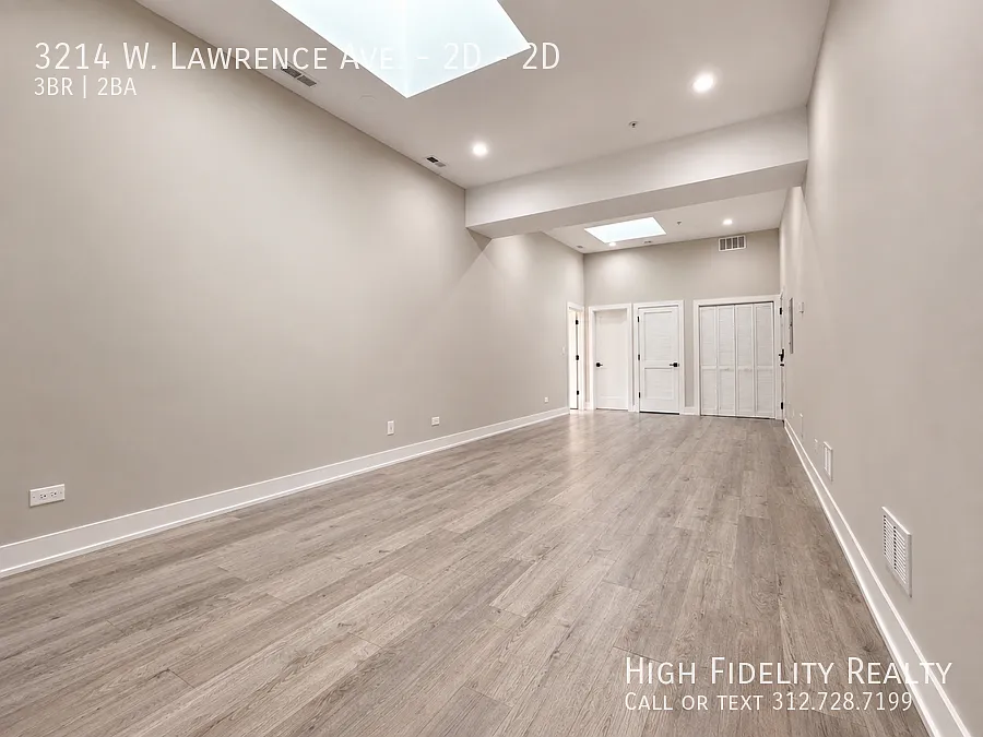 3214 W Lawrence Ave — Photo 3