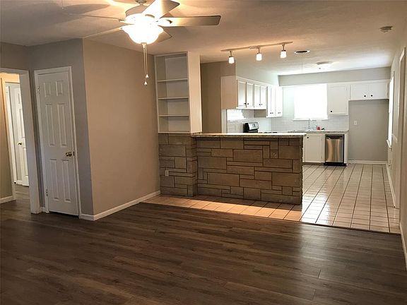 4th image of 1318 Mimosa Dr