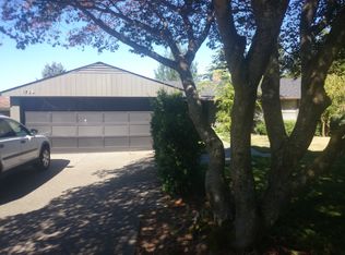 1736 NW Greenbrier Way, Seattle, WA 98177