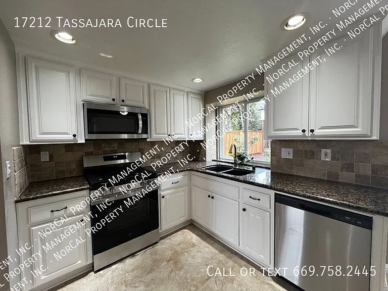 17212 Tassajara Cir — Photo 8