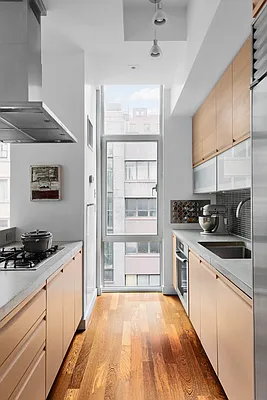 Sold by Compass | media 6