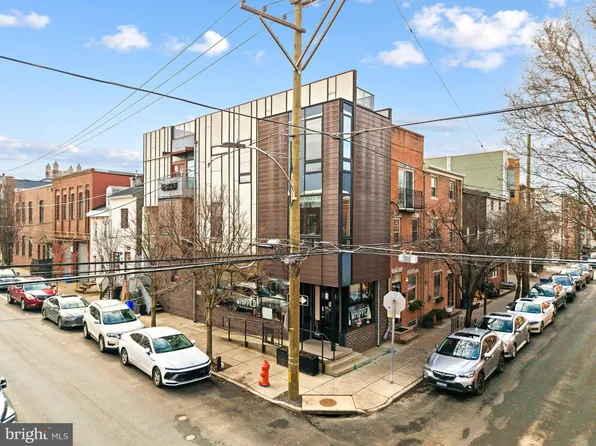 636 Belgrade St #A, Philadelphia, PA 19125