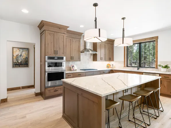 56233 Rockcress Ln #443, Bend, OR 97707