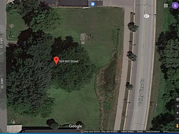 569 Mill St, Fontana, WI 53125
