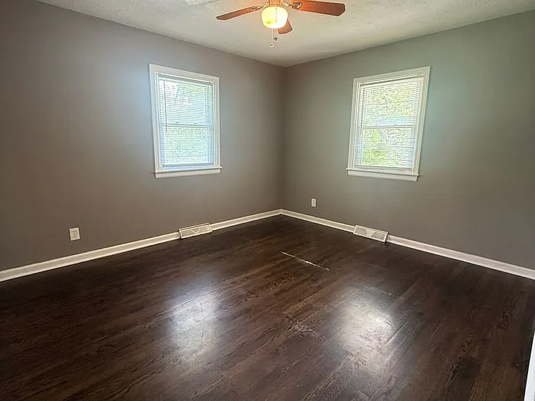 7917 Ditzler Ave — Photo 12