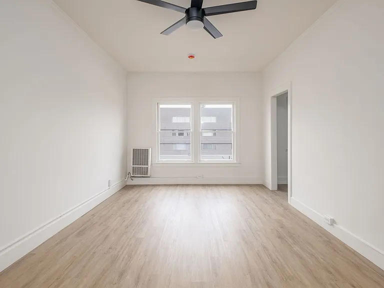 Westmore Manor | Newly Renovated Units in Heart of LA — Photo 45