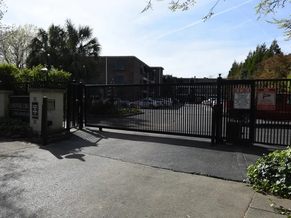 57 Hanover Cir S APT 222, Birmingham, AL 35205