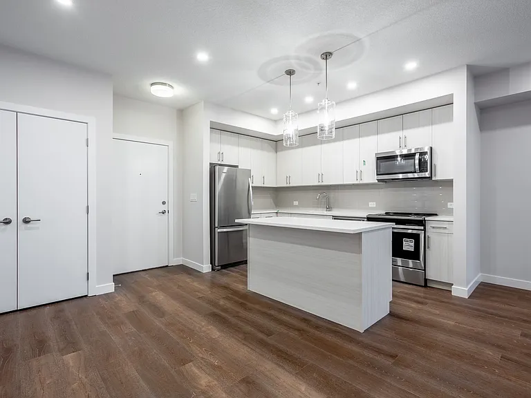 5112 Elbow Dr SW — Photo 23
